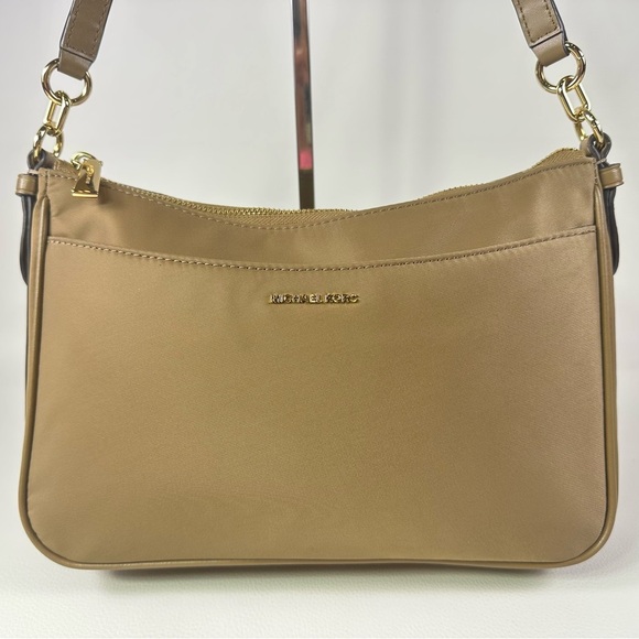 NEW Women’s Michael Kors Jet Set Medium Nylon Pochette Shoulder Bag/Crossbody - Picture 5 of 9